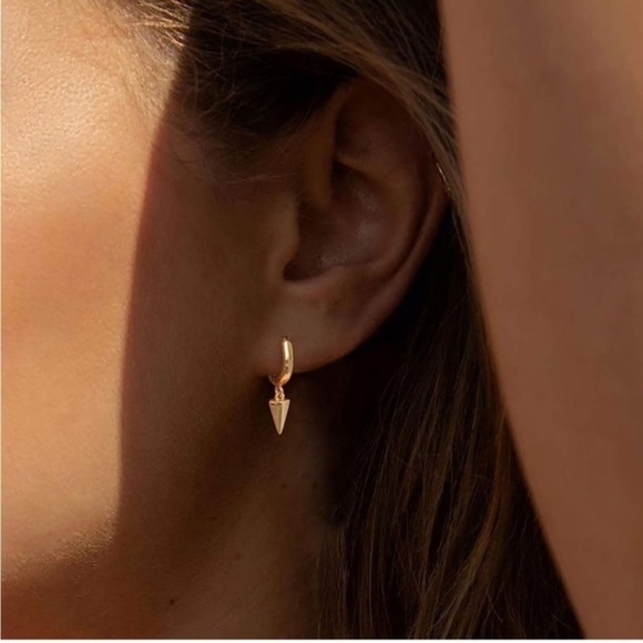 Gold 14k Gold Plated Spike Huggie Hoop Earrings - Picture 1 of 2